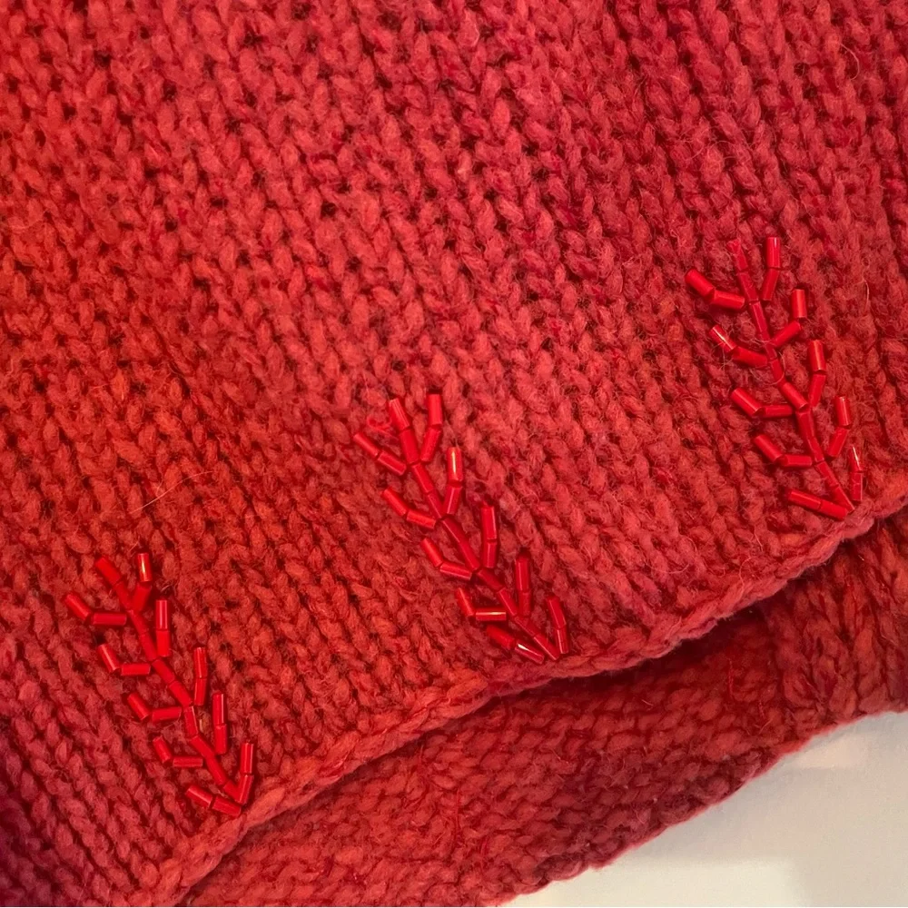 Women's Red Patterned Sweater - Picture 7 of 8